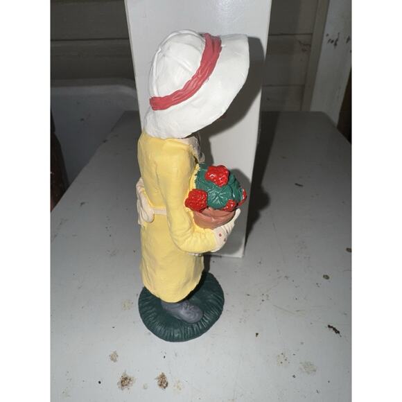 ⭐️Lizzy By Marge Crunkleton In Box - Picture 6 of 9